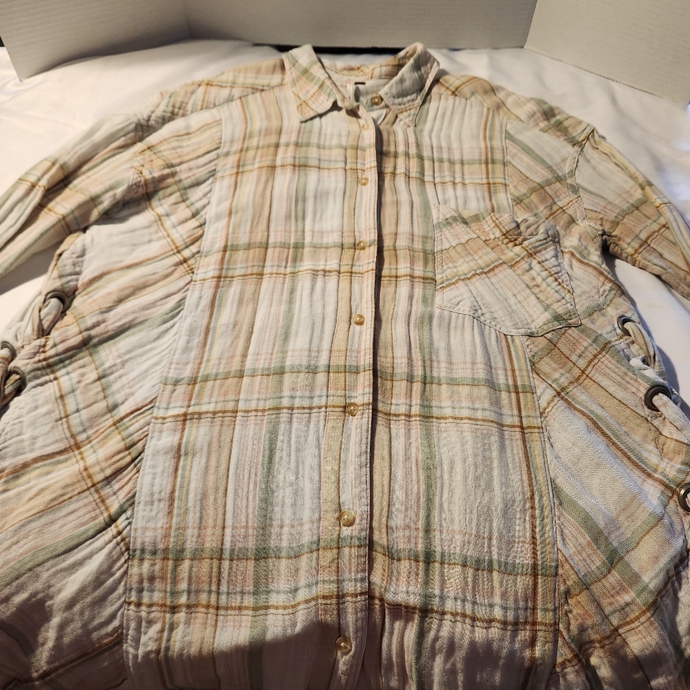 Free People Button Top - Picture 10 of 11